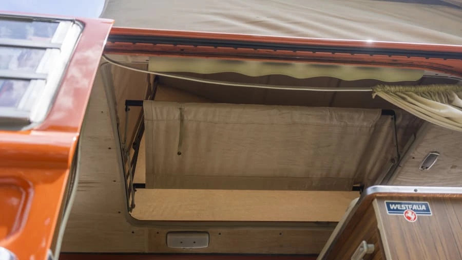 1973 Volkswagen Bay-Window Camper - Image 10 of 27