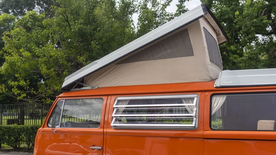 1973 Volkswagen Bay-Window Camper - Image 15 of 27