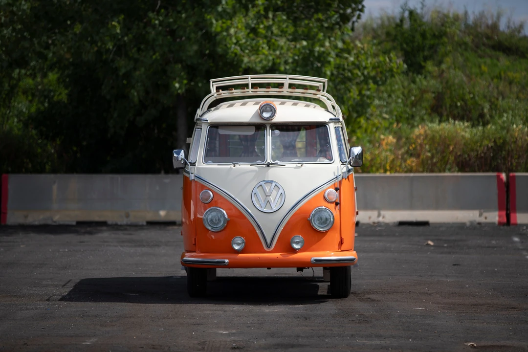 1973 Volkswagen Bay-Window Camper - Image 2 of 31
