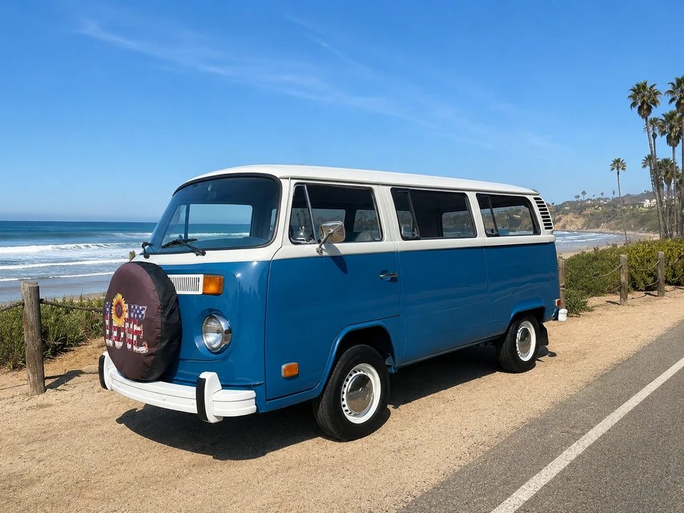 1973 Volkswagen Bay-Window Bus - Image 11 of 31