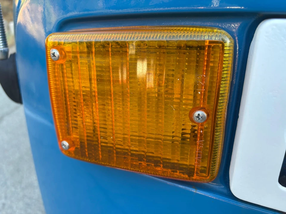 1973 Volkswagen Bay-Window Bus - Image 29 of 31