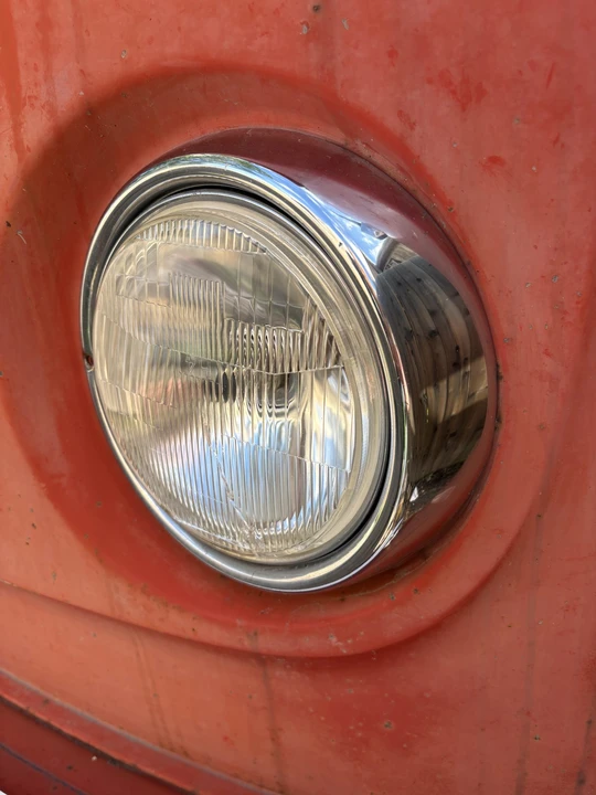 1973 Volkswagen Bay-Window Bus - Image 18 of 31