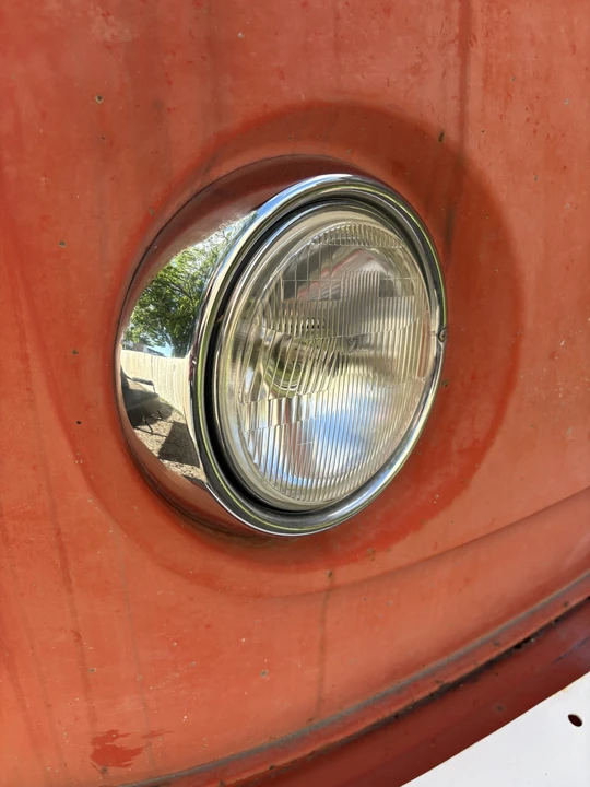 1973 Volkswagen Bay-Window Bus - Image 17 of 31
