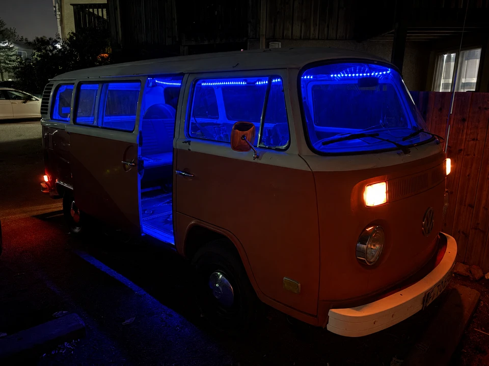 1973 Volkswagen Bay-Window Bus - Image 14 of 31