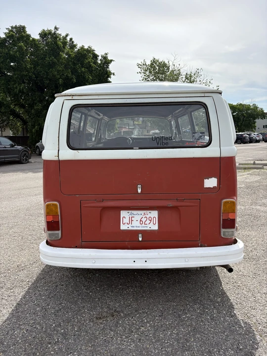 1973 Volkswagen Bay-Window Bus - Image 7 of 31