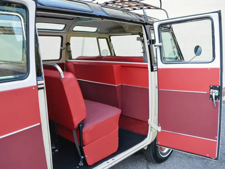 1973 Volkswagen Split-Window Bus - Image 23 of 31