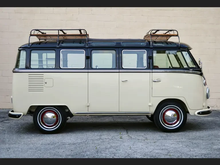 1973 Volkswagen Split-Window Bus - Image 6 of 31