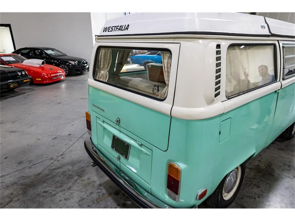 1973 Volkswagen Bay-Window Bus - Image 31 of 31