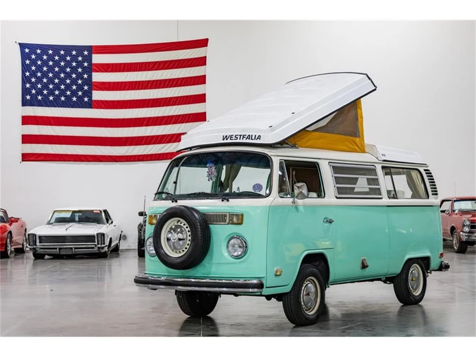 1973 Volkswagen Bay-Window Bus - Image 19 of 31
