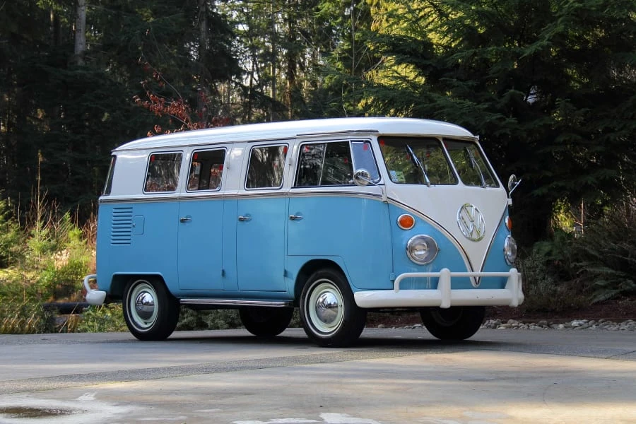 1973 Volkswagen Bay-Window Bus - Image 4 of 29