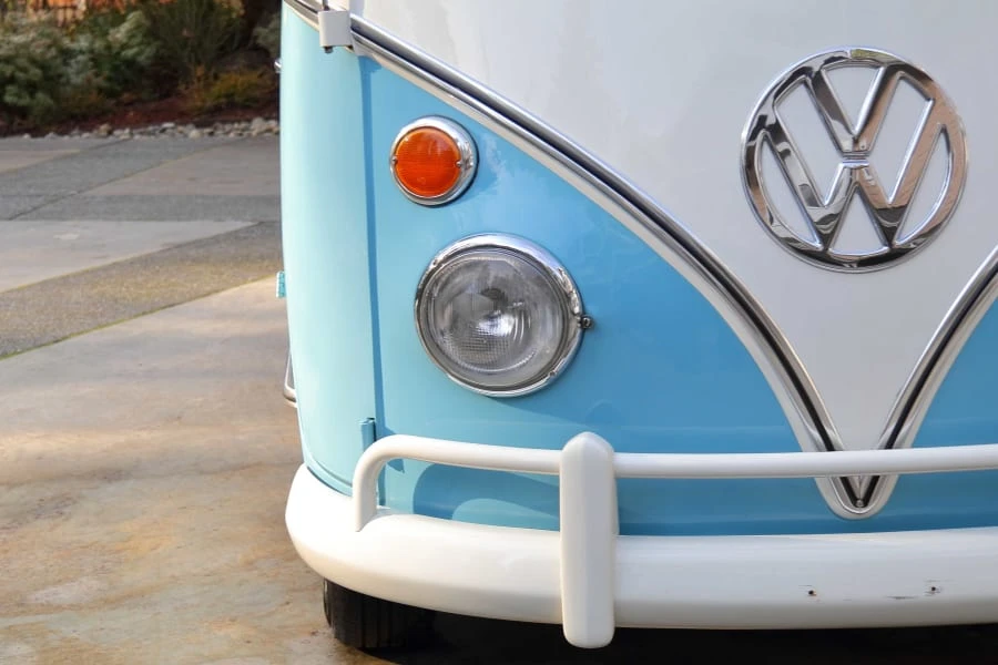 1973 Volkswagen Bay-Window Bus - Image 5 of 29