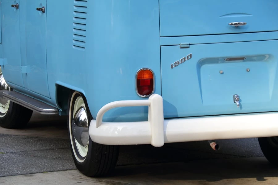 1973 Volkswagen Bay-Window Bus - Image 7 of 29