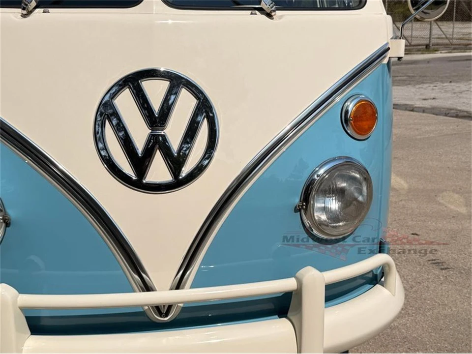 1973 Volkswagen Bay-Window Bus - Image 31 of 31