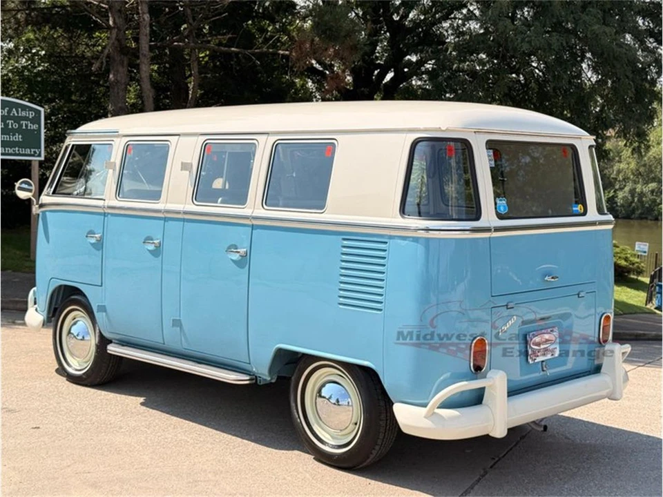 1973 Volkswagen Bay-Window Bus - Image 14 of 31
