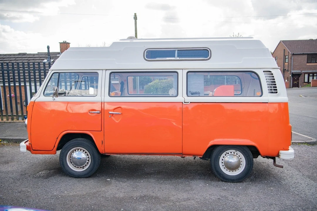 1974 Volkswagen Bay-Window Camper - Image 4 of 30