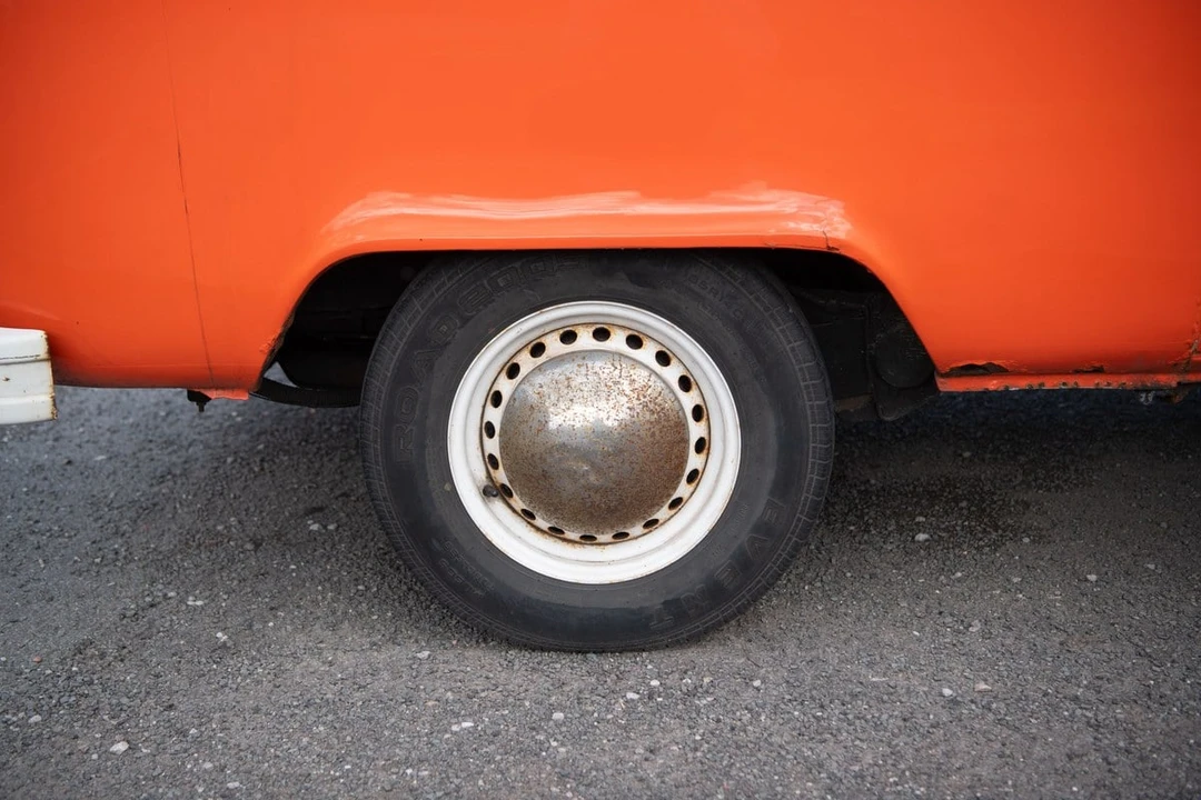 1974 Volkswagen Bay-Window Camper - Image 10 of 30