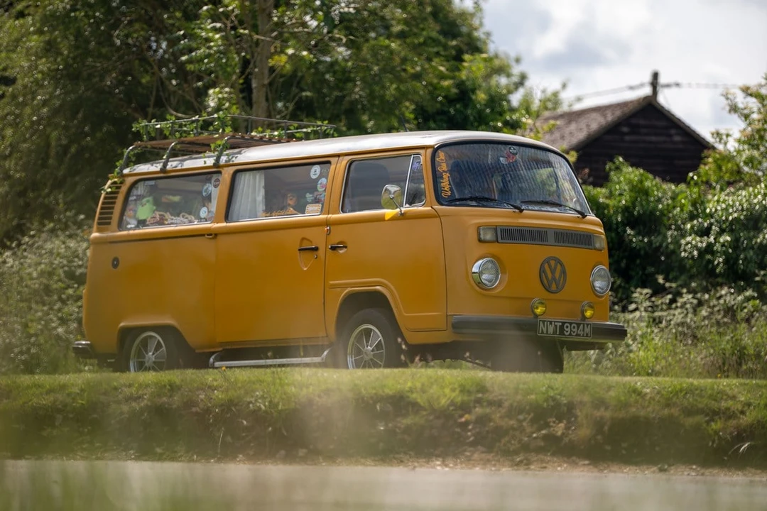 1973 Volkswagen Bay-Window Camper - Image 20 of 30
