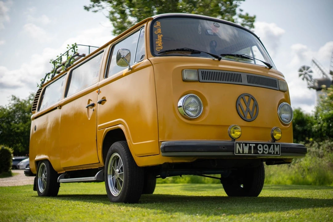 1973 Volkswagen Bay-Window Camper - Image 10 of 30