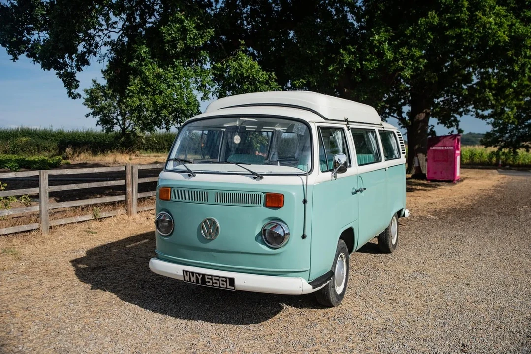 1973 Volkswagen Bay-Window Camper - Image 11 of 31