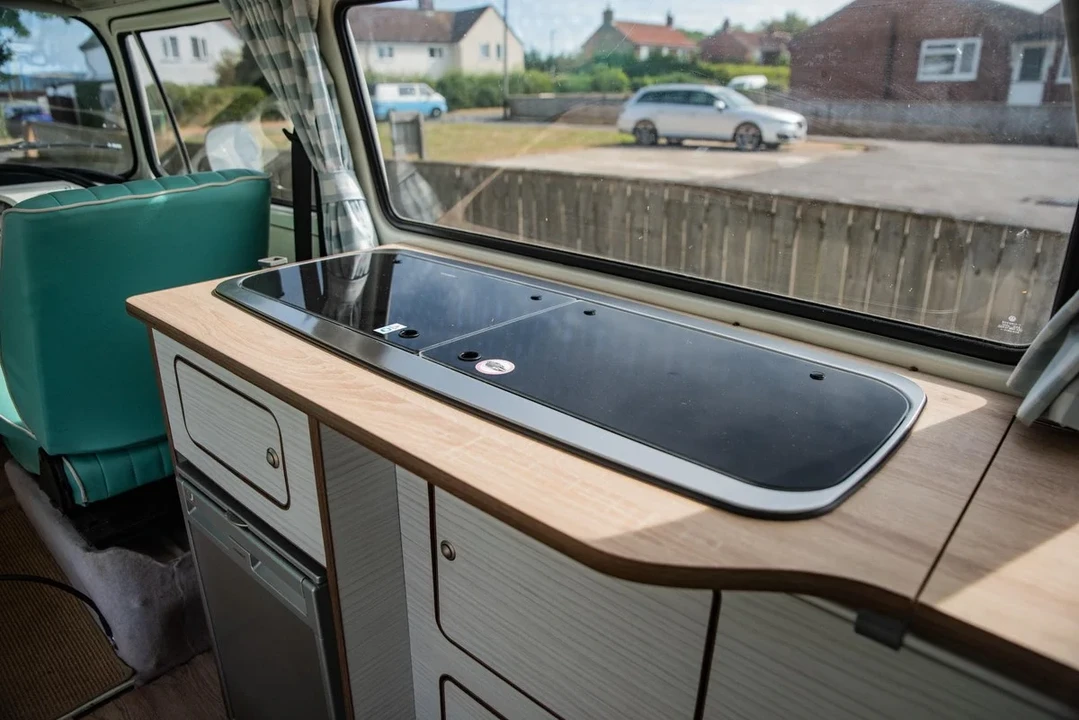 1973 Volkswagen Bay-Window Camper - Image 10 of 31