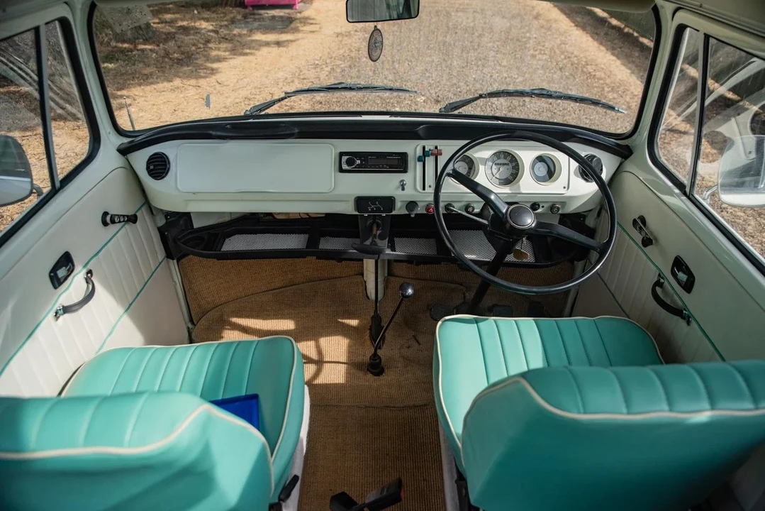 1973 Volkswagen Bay-Window Camper - Image 12 of 31