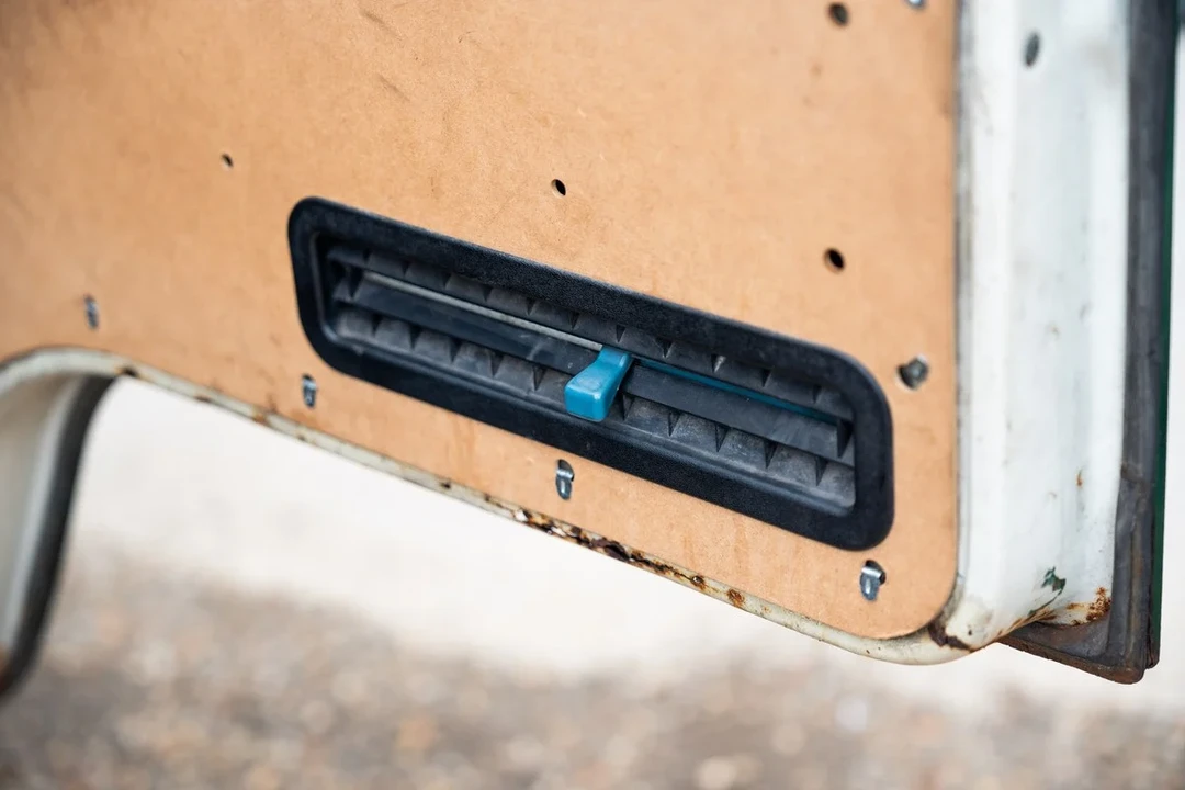 1972 Volkswagen Bay-Window Camper - Image 23 of 30