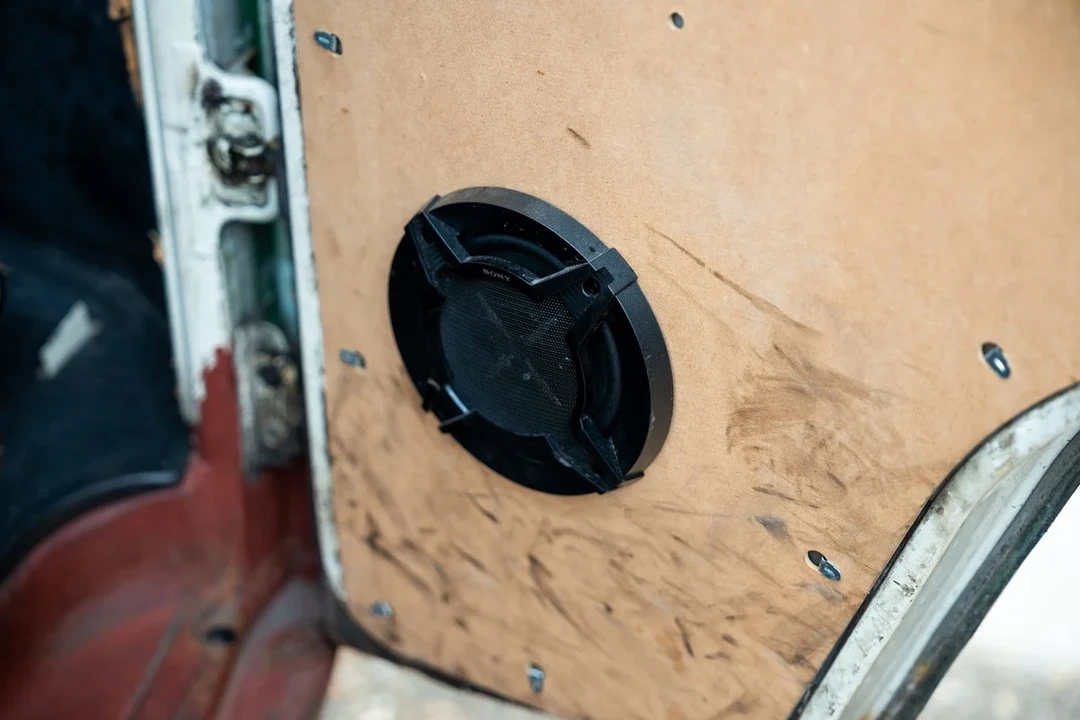 1972 Volkswagen Bay-Window Camper - Image 25 of 30