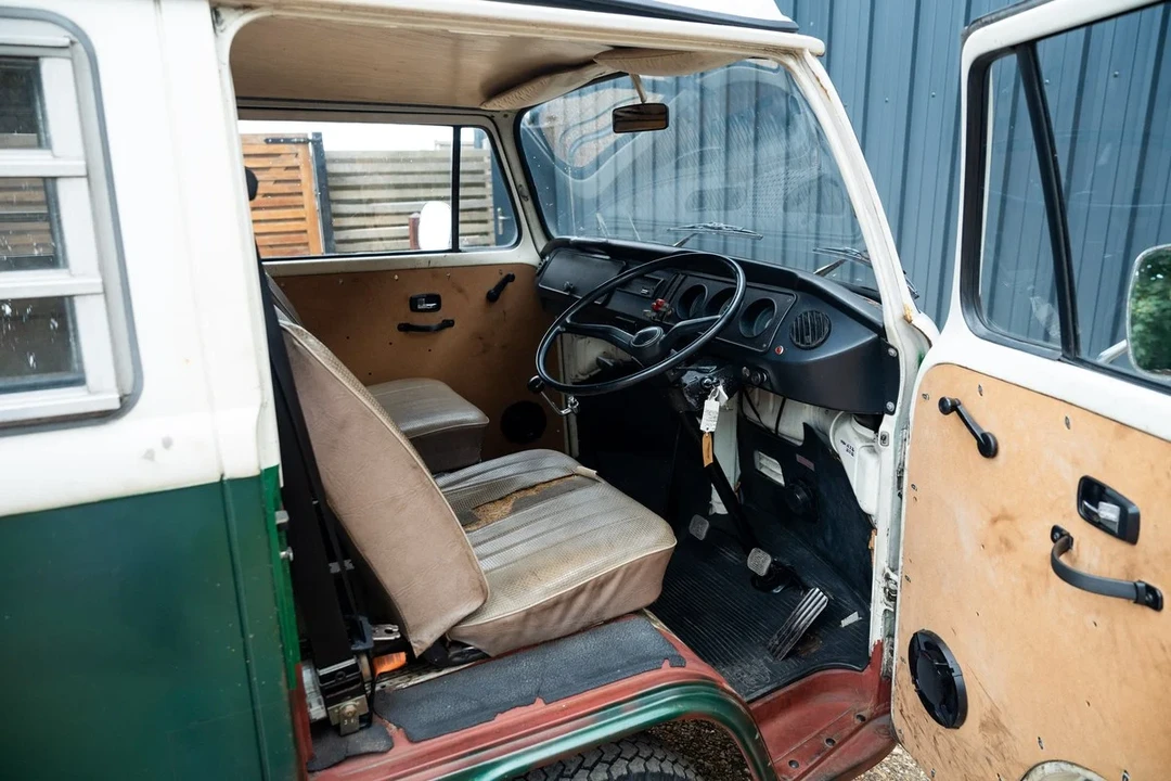 1972 Volkswagen Bay-Window Camper - Image 29 of 30