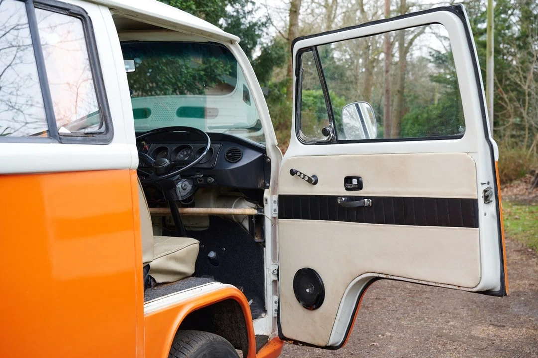 1973 Volkswagen Bay-Window Camper - Image 27 of 30