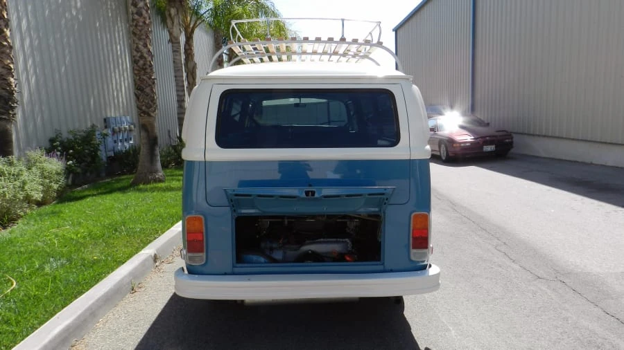 1973 Volkswagen Bay-Window Bus - Image 3 of 8