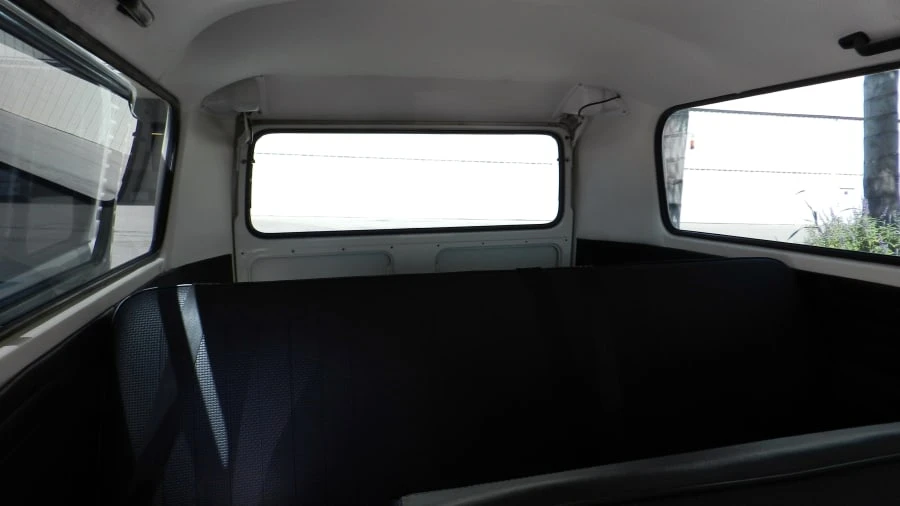 1973 Volkswagen Bay-Window Bus - Image 6 of 8