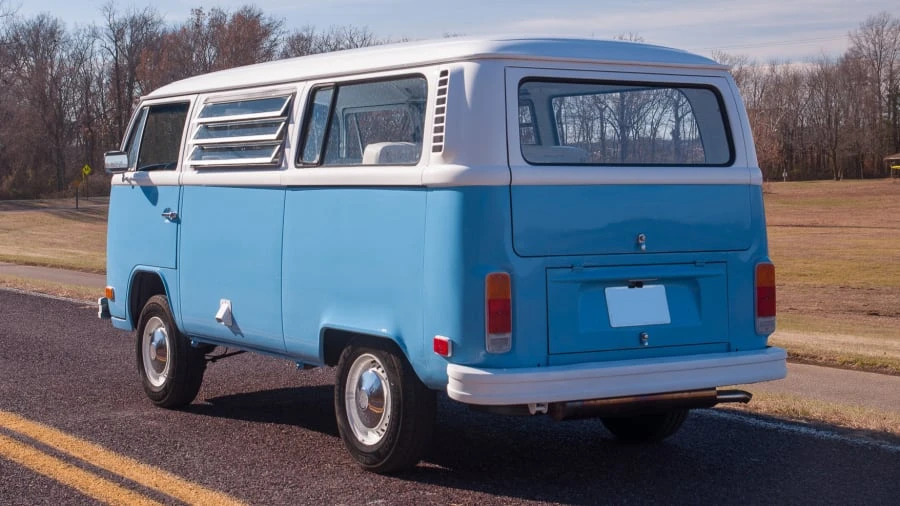 1973 Volkswagen Bay-Window Bus - Image 3 of 12