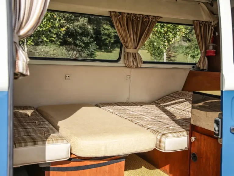1973 Volkswagen Bay-Window Camper - Image 22 of 31