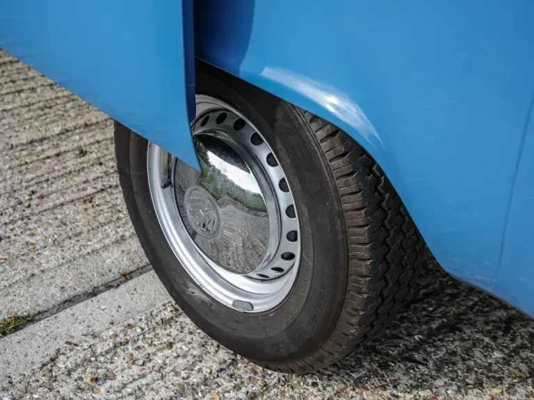 1973 Volkswagen Bay-Window Camper - Image 31 of 31