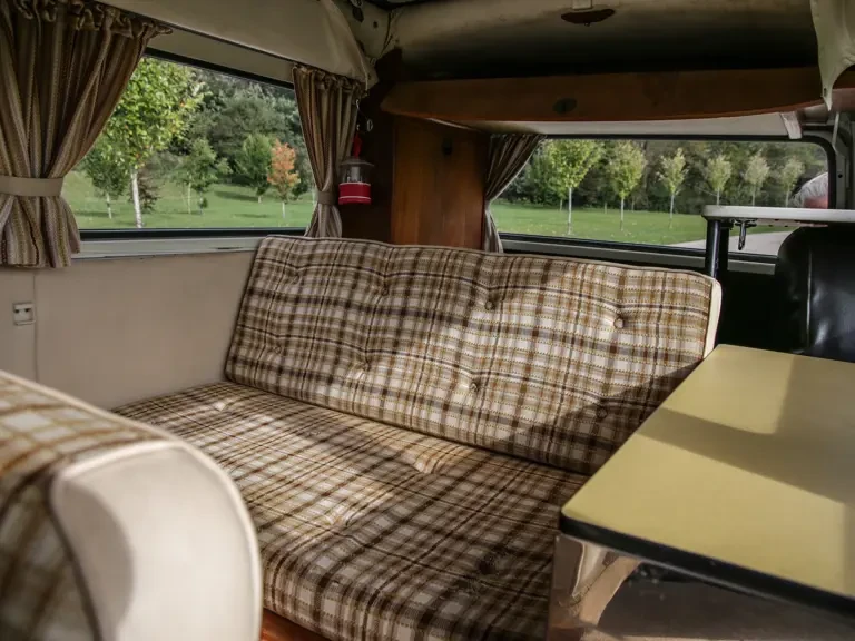 1973 Volkswagen Bay-Window Camper - Image 17 of 31