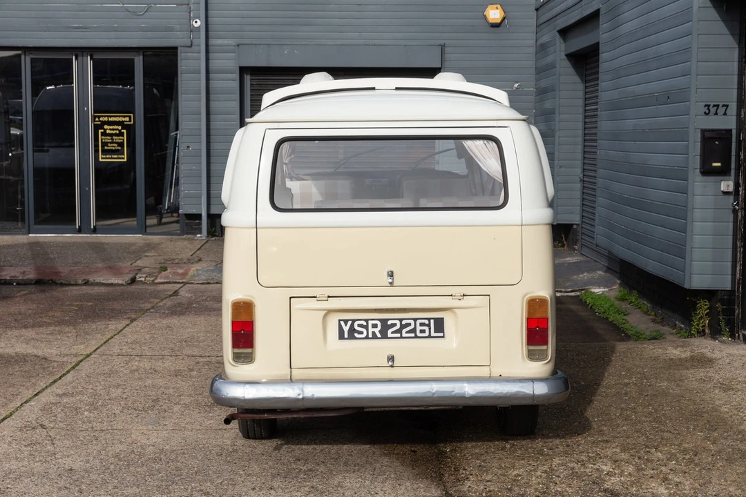 1972 Volkswagen Bay-Window Camper - Image 14 of 30