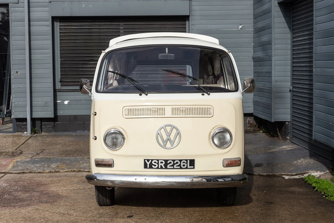 1972 Volkswagen Bay-Window Camper - Image 6 of 30