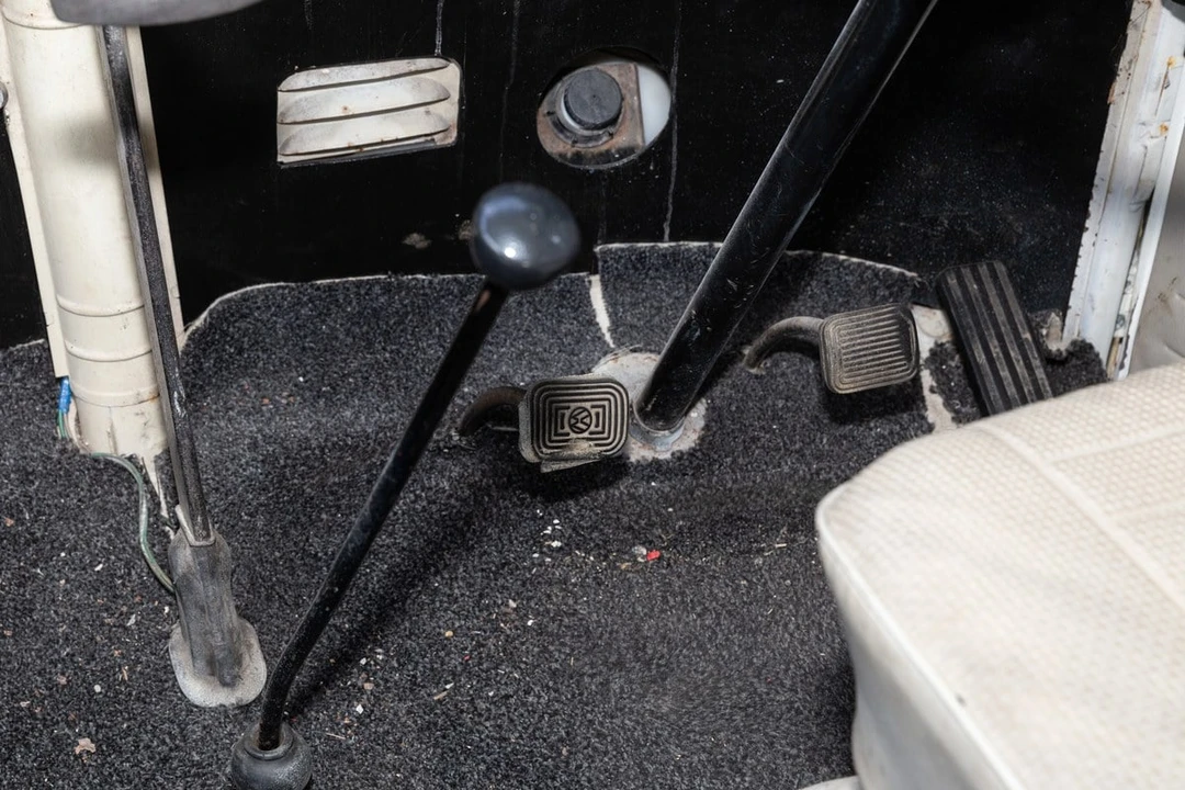 1972 Volkswagen Bay-Window Camper - Image 23 of 30