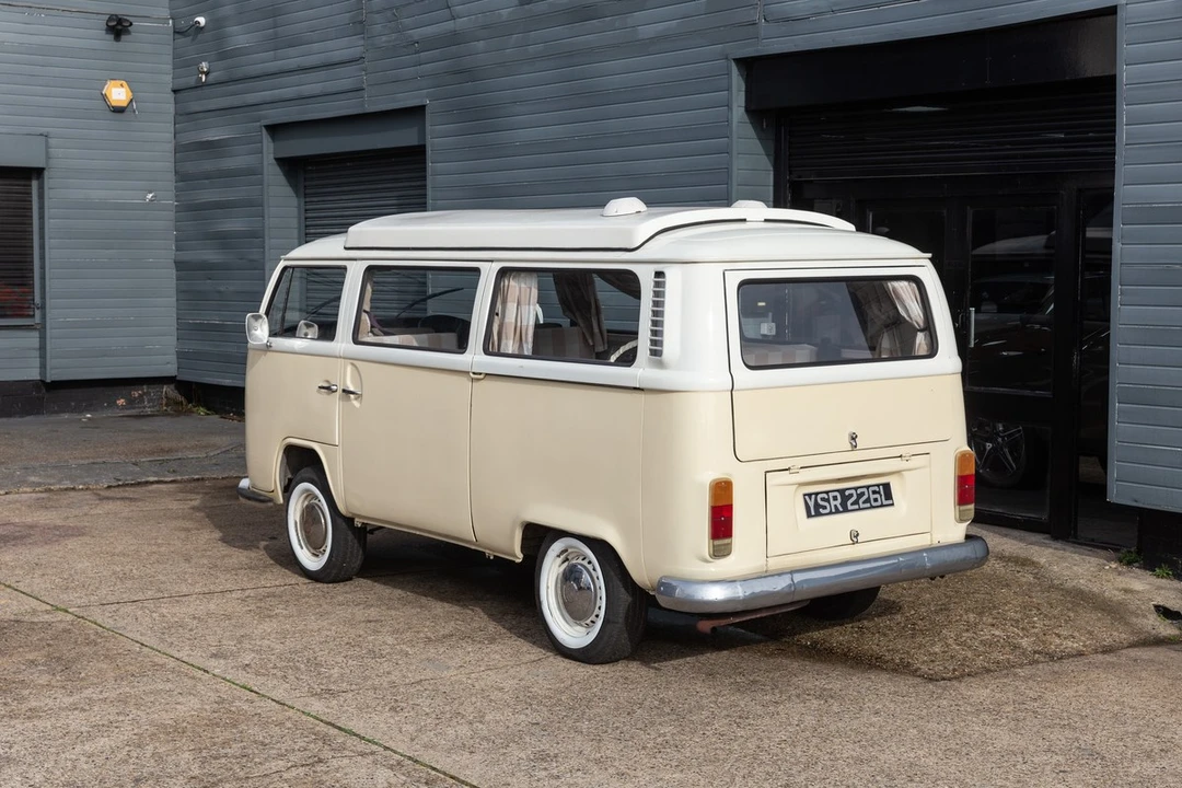 1972 Volkswagen Bay-Window Camper - Image 4 of 30