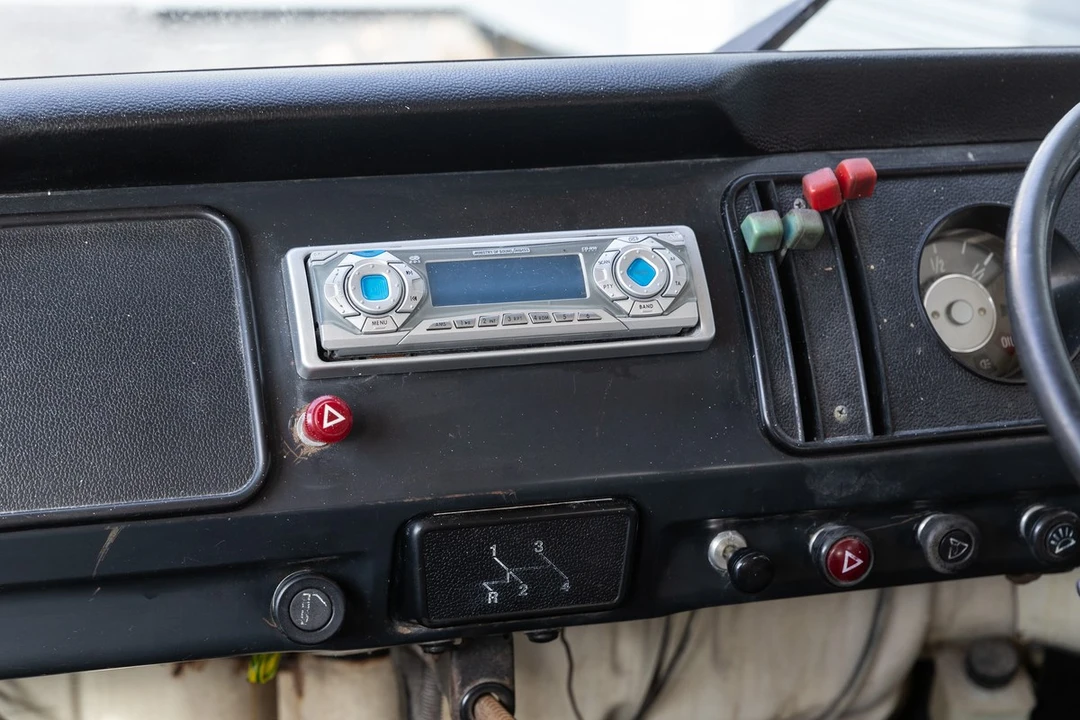 1972 Volkswagen Bay-Window Camper - Image 24 of 30