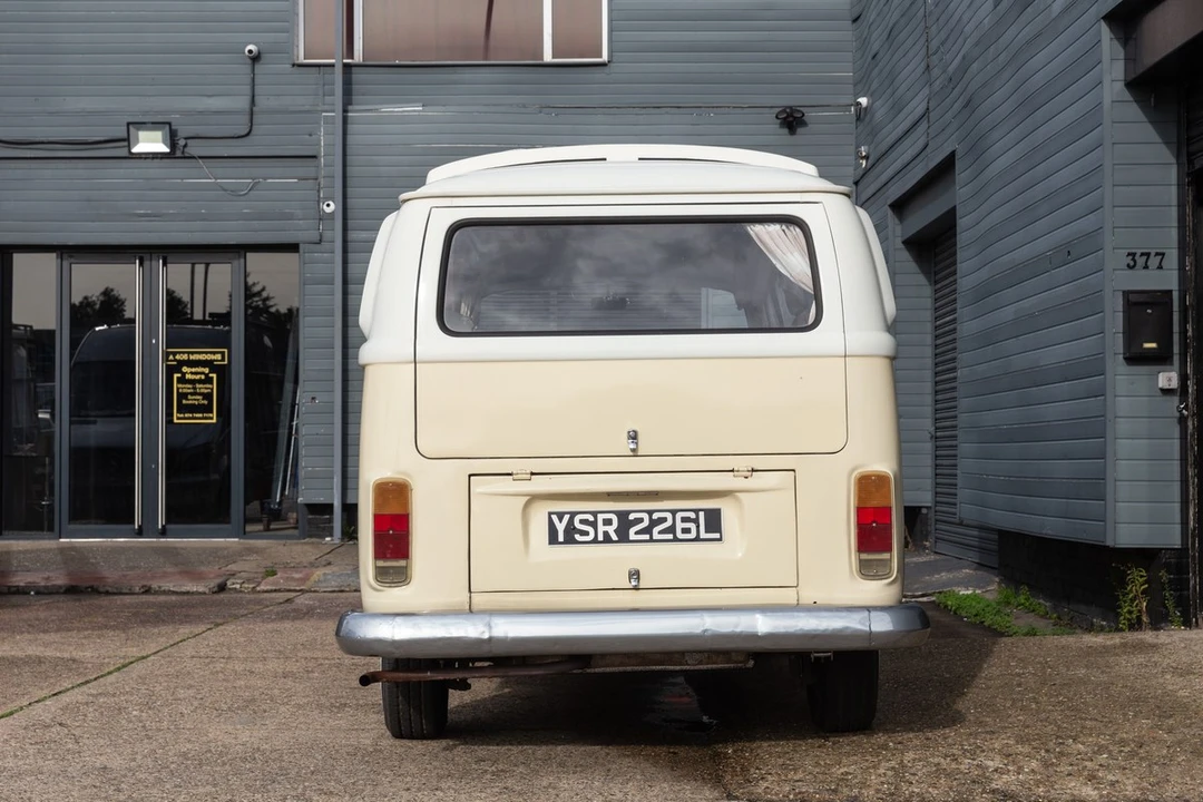 1972 Volkswagen Bay-Window Camper - Image 15 of 30