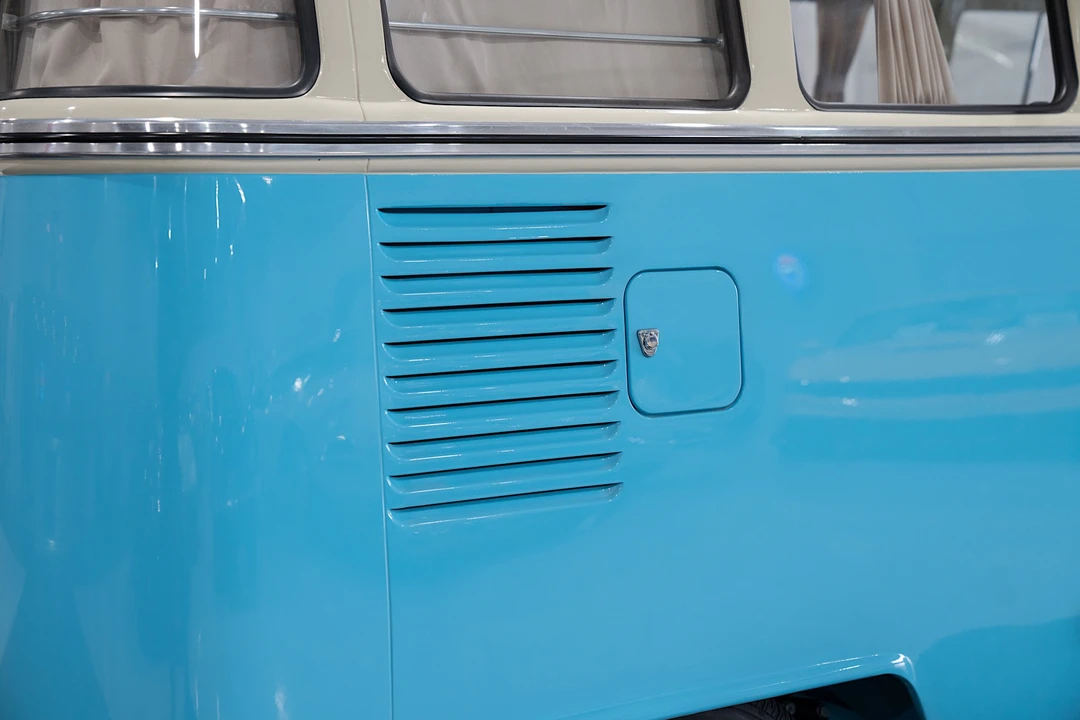 1973 Volkswagen Split-Window Bus - Image 28 of 31