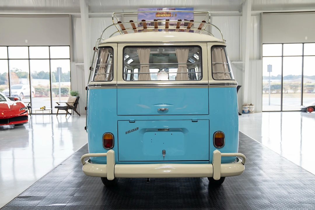 1973 Volkswagen Split-Window Bus - Image 9 of 31