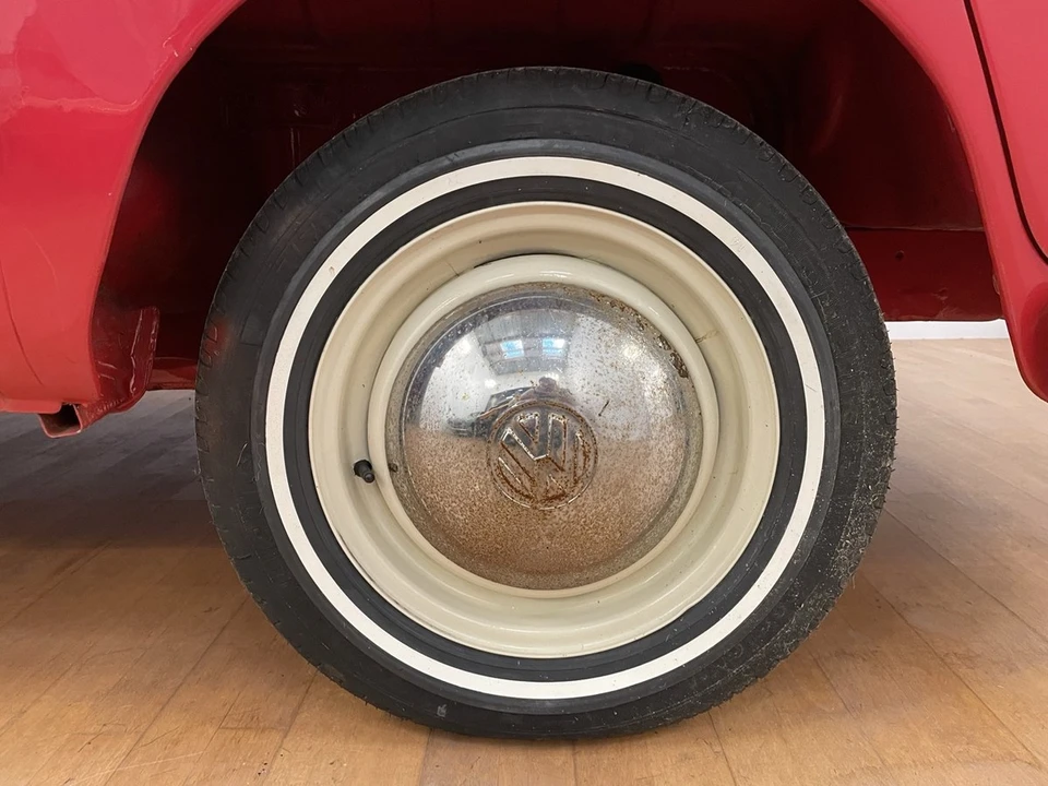1970 Volkswagen Split-Window Bus - Image 20 of 30