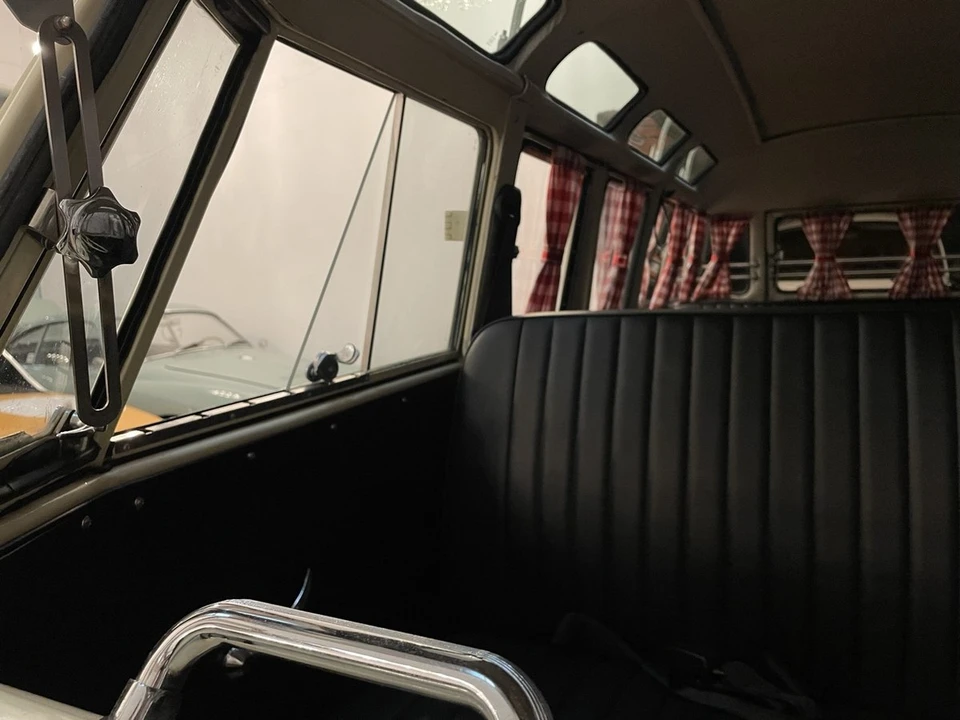 1970 Volkswagen Split-Window Bus - Image 22 of 30