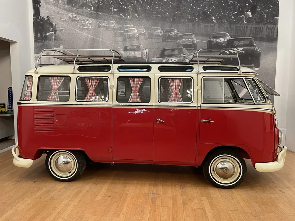 1970 Volkswagen Split-Window Bus - Image 15 of 30