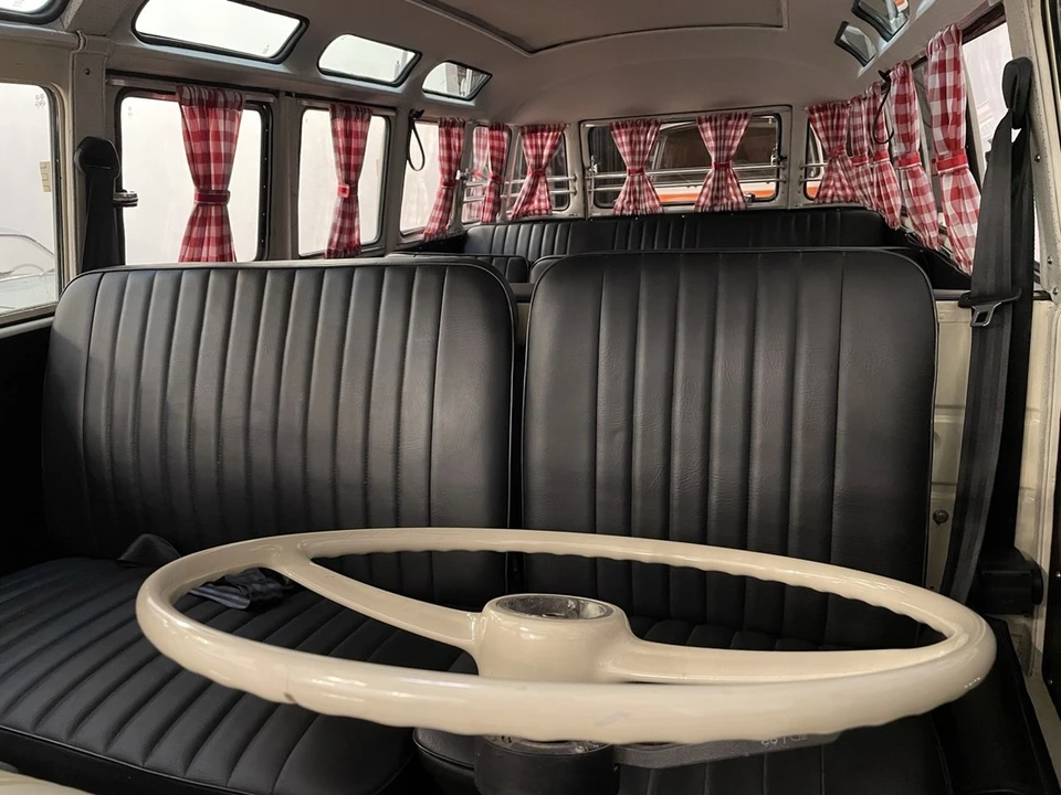 1970 Volkswagen Split-Window Bus - Image 25 of 30
