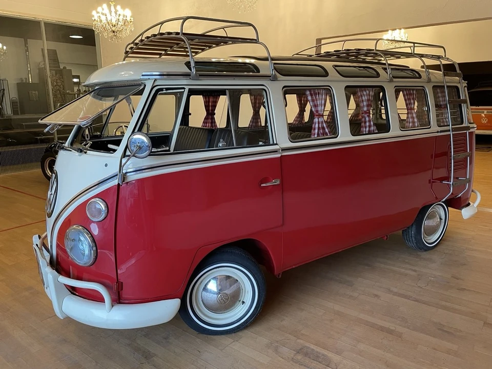 1970 Volkswagen Split-Window Bus - Image 3 of 30