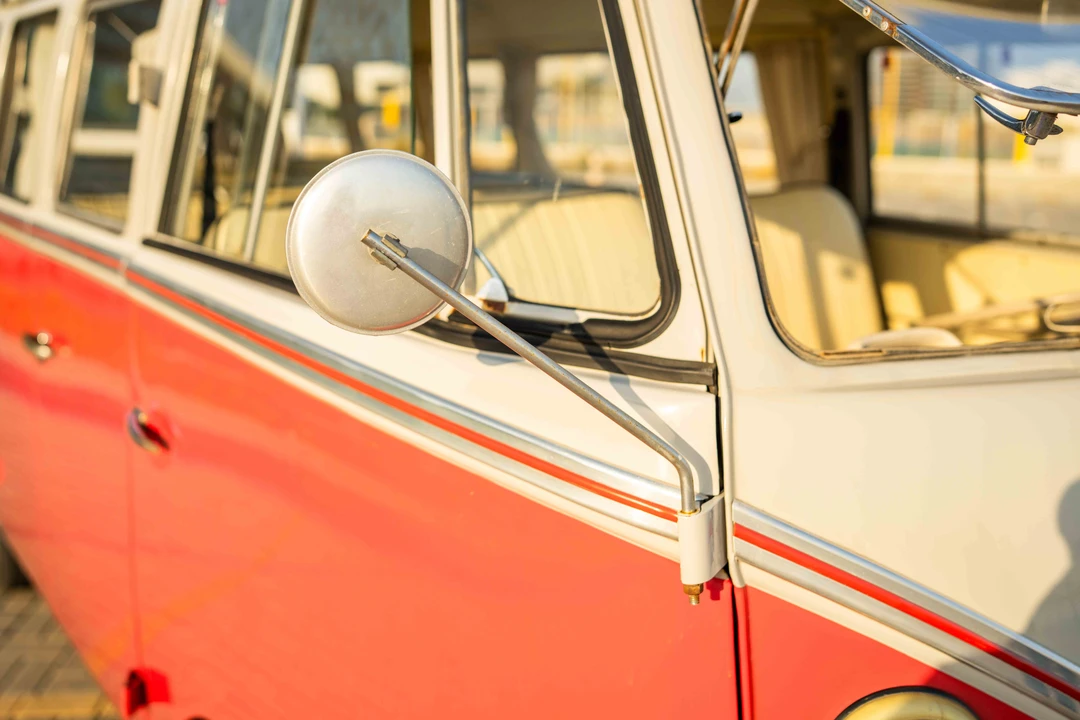 1973 Volkswagen Split-Window Bus - Image 29 of 31