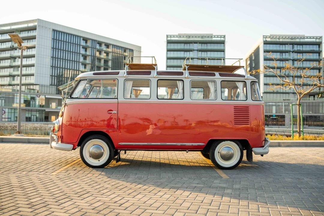 1973 Volkswagen Split-Window Bus - Image 8 of 31